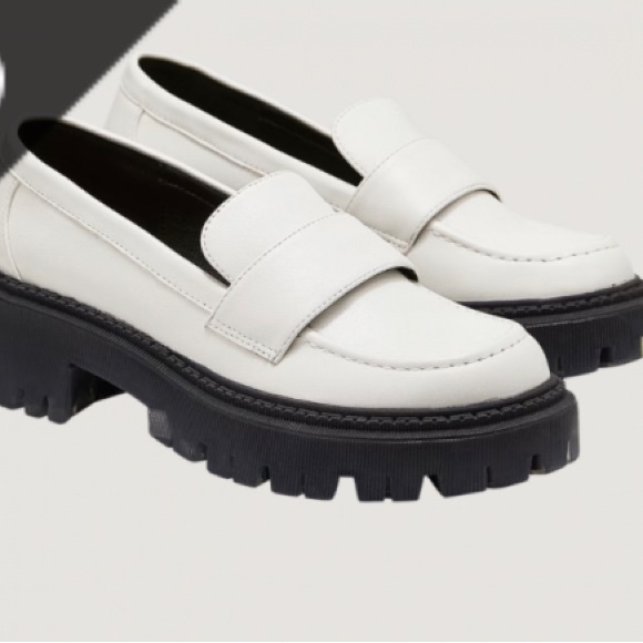 Steve Madden 🆕 White Mistor Leather Loafers. Size 9. - Picture 2 of 8